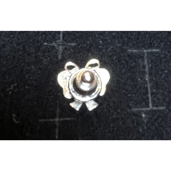 Amway Butterfly Ribbon Lapel Pin Silver Tone Recognition Award Pin w/Clutch Back - Picture 4 of 5